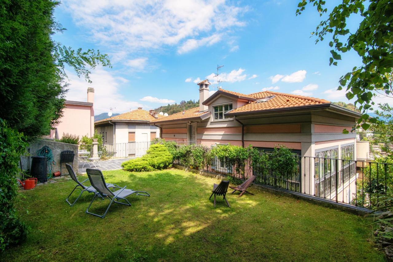 I D'A Charming Penthouse - Lake View- Como- House-130 Mt-2 Double Bedrooms And 2 Double Bathrooms A Spacious Living Room-Full Equipped Kitchen-Private Garden And Terrace-Private Covered Parking Extérieur photo