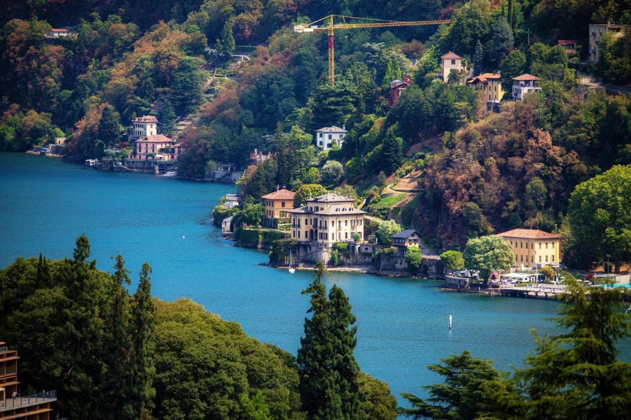 I D'A Charming Penthouse - Lake View- Como- House-130 Mt-2 Double Bedrooms And 2 Double Bathrooms A Spacious Living Room-Full Equipped Kitchen-Private Garden And Terrace-Private Covered Parking Extérieur photo